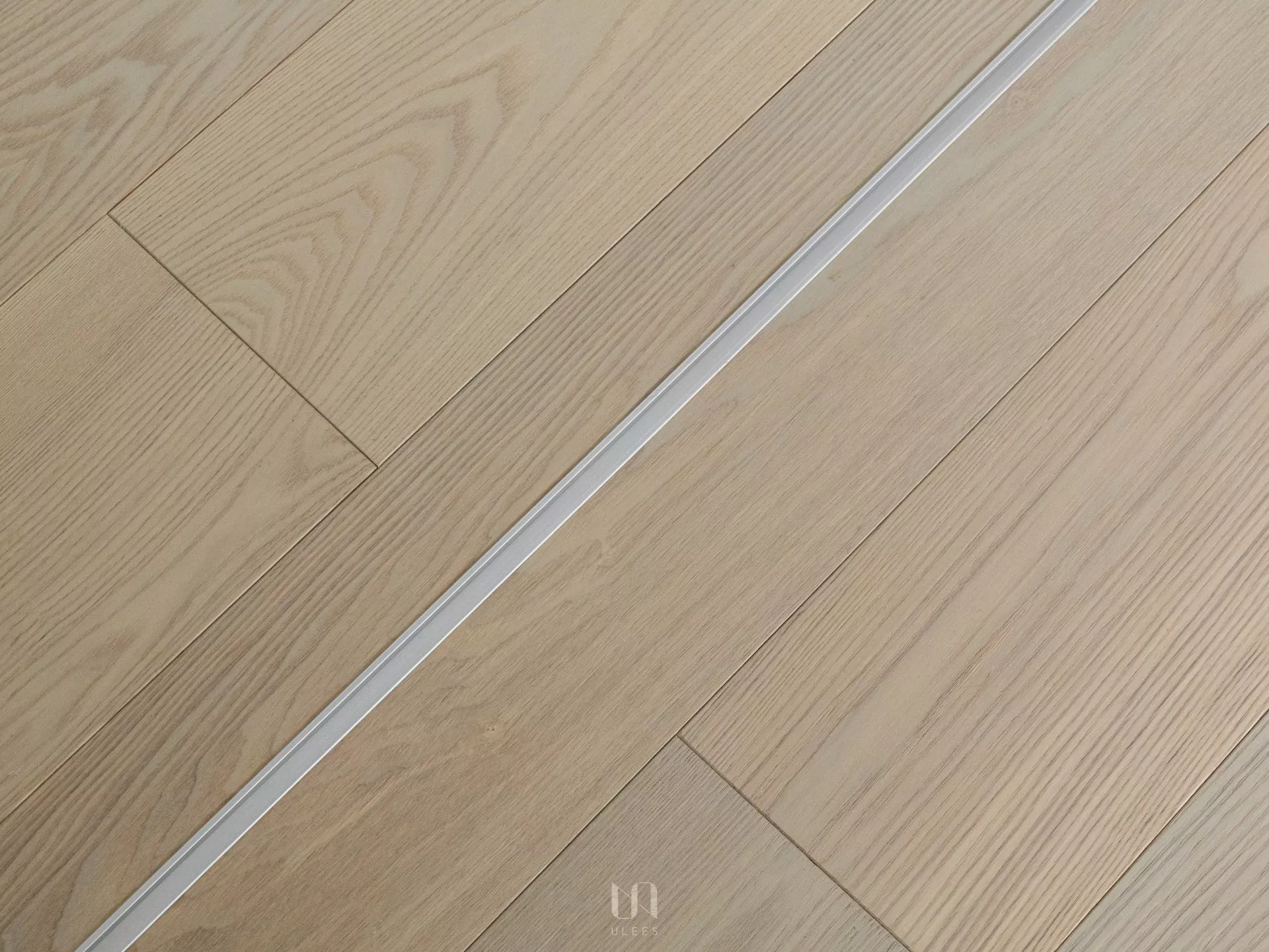 白腊木｜琢峰．訂製
